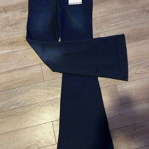 1822 Blue Women's stretch feet and lift high rise Jeans 10/30